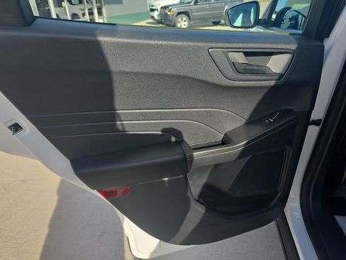 Used 2021 Ford Escape S image 17