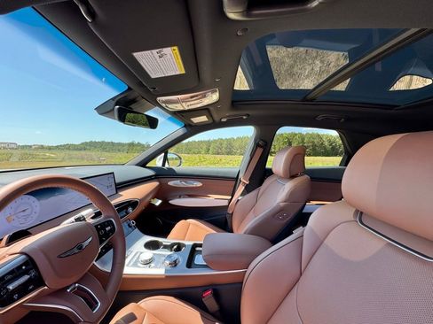 New 2026 Genesis GV70 2.5T Advanced AWD/4WD image 19