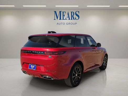 Used 2023 Land Rover Range Rover Sport SE Dynamic image 5