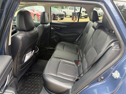 Used 2024 Subaru Outback Limited AWD/4WD image 5