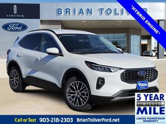 New 2025 Ford Escape SE image 1