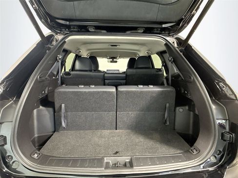 Used 2025 Mitsubishi Outlander SE image 19