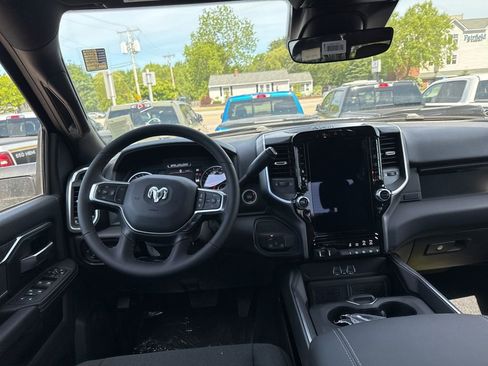 New 2026 RAM 2500 Big Horn AWD/4WD image 16