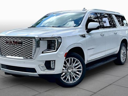 Used 2024 GMC Yukon XL Denali AWD/4WD image 1
