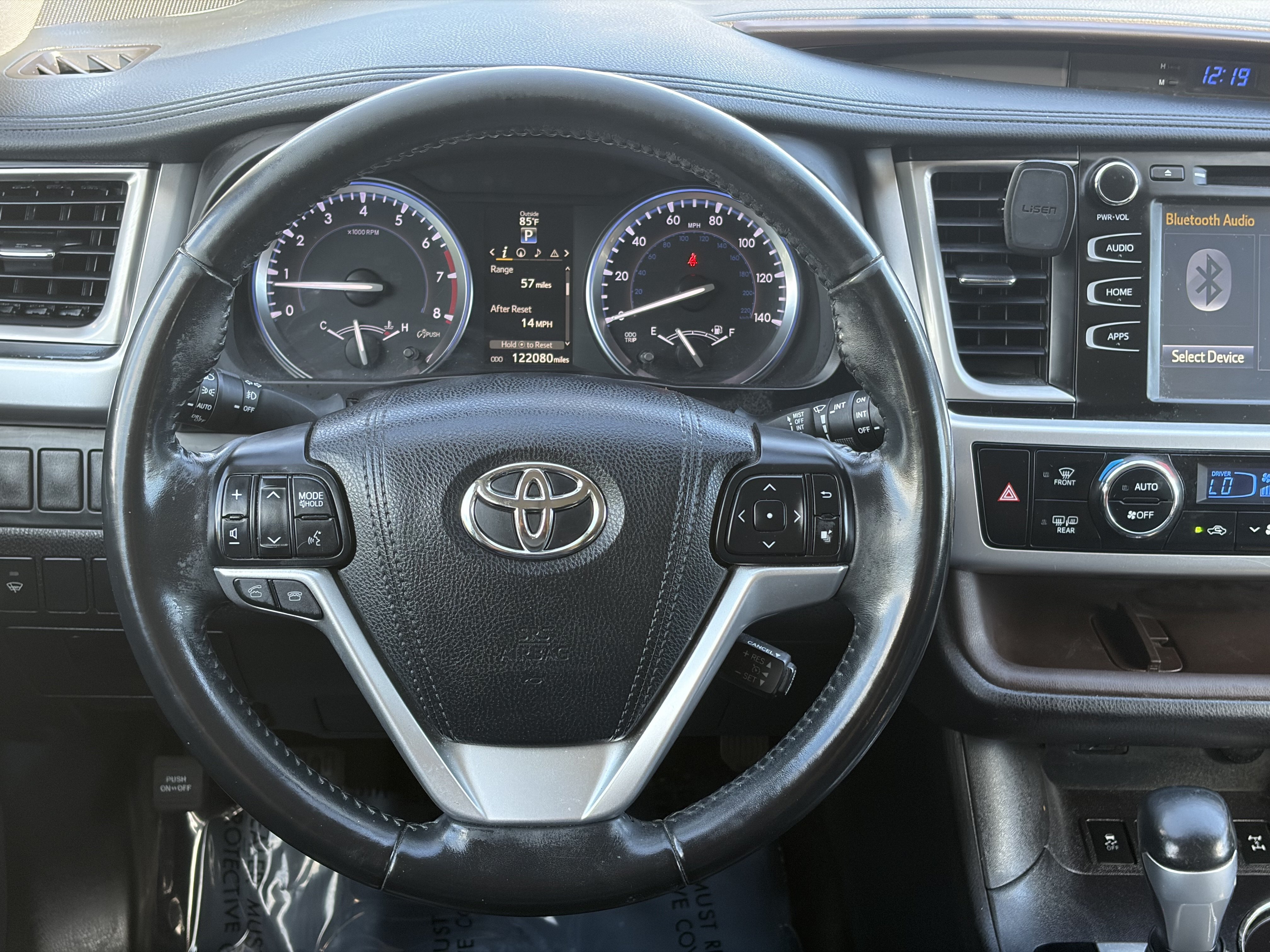 Used 2016 Toyota Highlander XLE w/ Protection Package #3 AWD/4WD image 24