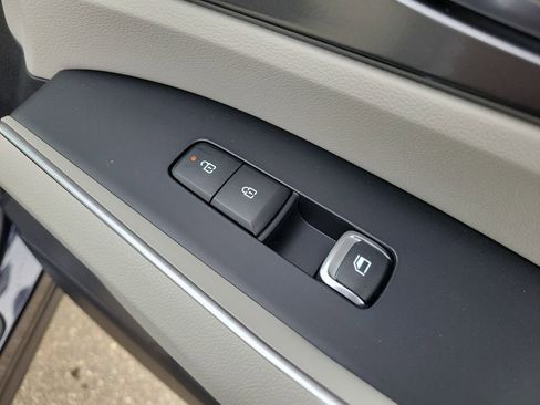 New 2026 Kia Sorento S image 11