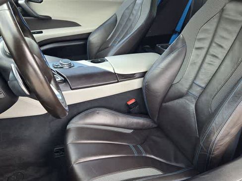 Used 2016 BMW i8 AWD/4WD image 10
