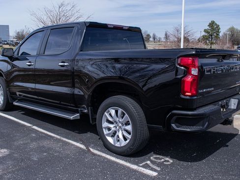 Used 2021 Chevrolet Silverado 1500 Custom image 4