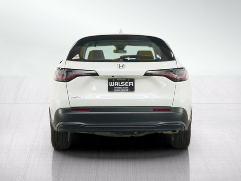Used 2024 Honda HR-V LX image 4