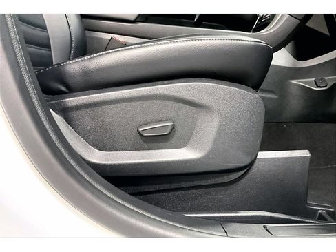 Used 2024 Ford Edge SEL AWD/4WD image 50