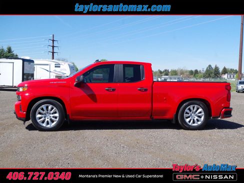 Used 2019 Chevrolet Silverado 1500 Custom w/ Custom Value Package AWD/4WD image 24