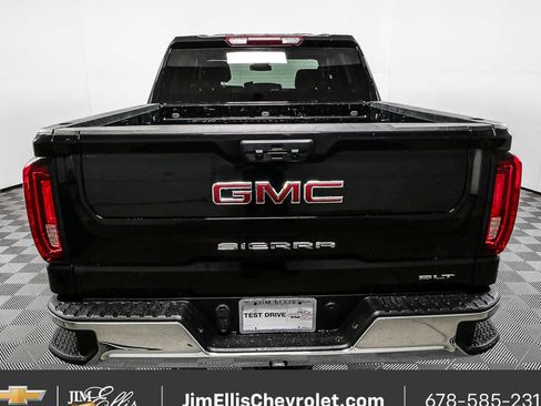Used 2025 GMC Sierra 1500 SLT image 26