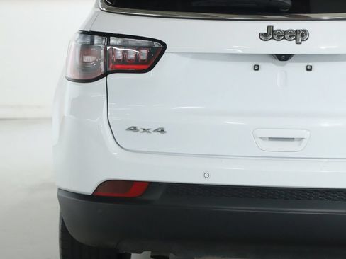 Used 2025 Jeep Compass Limited AWD/4WD image 50