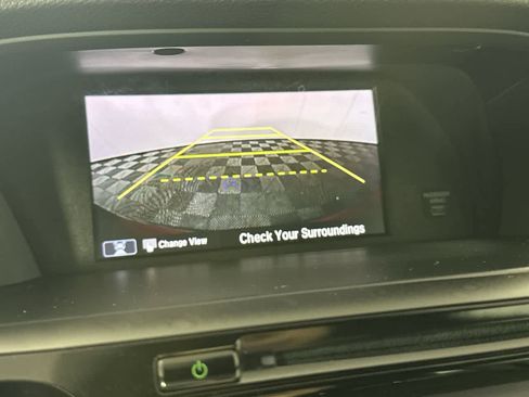 Used 2016 Honda Accord Touring image 10