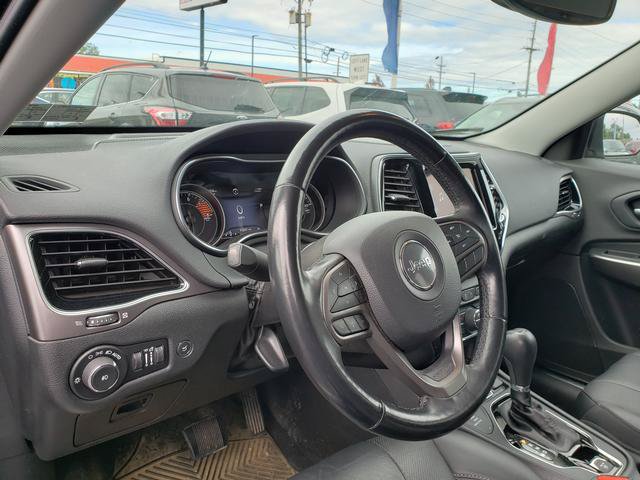 Used 2019 Jeep Cherokee Limited AWD/4WD image 11