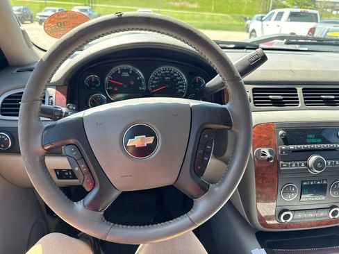 Used 2008 Chevrolet Silverado 2500 LTZ w/ Safety Package AWD/4WD image 7