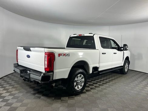 Used 2024 Ford F250 XLT w/ FX4 Off-Road Package image 8