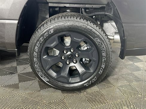 New 2026 RAM 1500 Express image 17