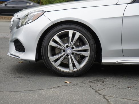 Used 2014 Mercedes-Benz E 350 Sedan image 12