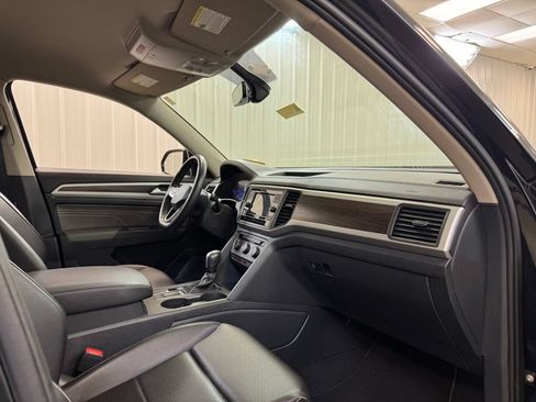 Used 2023 Volkswagen Atlas SE FWD image 33