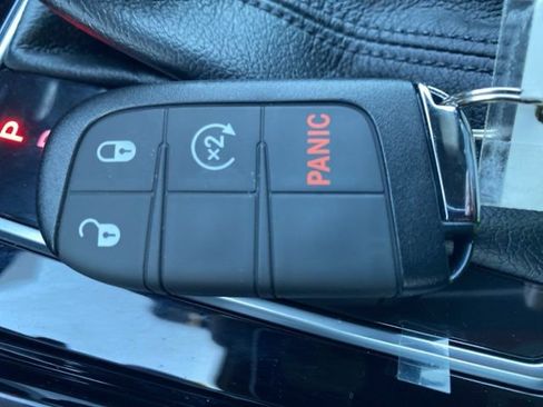 New 2026 Jeep Compass Latitude AWD/4WD image 35