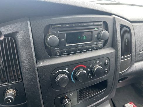 Used 2004 Dodge Ram 1500 Truck SLT w/ Trailer Tow Group image 10