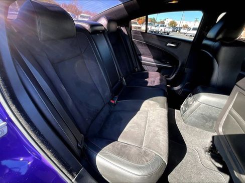 Used 2019 Dodge Charger Scat Pack w/ Plus Group image 27