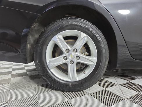 Used 2020 Chevrolet Malibu LS FWD image 10
