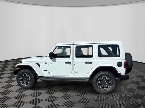 New 2026 Jeep Wrangler Unlimited Sahara AWD/4WD image 2