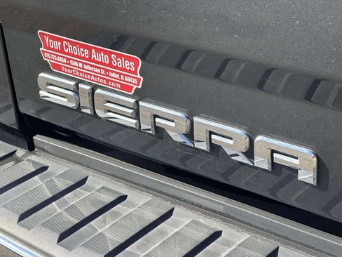 Used 2017 GMC Sierra 1500 SLT image 22