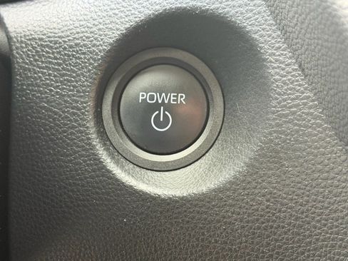 Used 2025 Toyota Corolla Cross AWD Hybrid w/ Convenience Package image 30