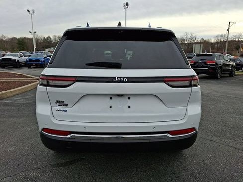 Used 2022 Jeep Grand Cherokee Limited 4xe w/ Luxury Tech Group II AWD/4WD image 7