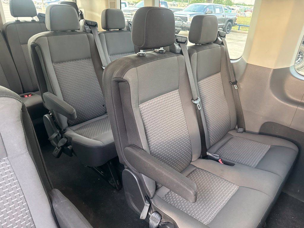 Used 2024 Ford Transit 350 XLT RWD image 8