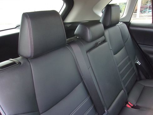 Used 2021 Toyota RAV4 XLE Premium AWD/4WD image 16