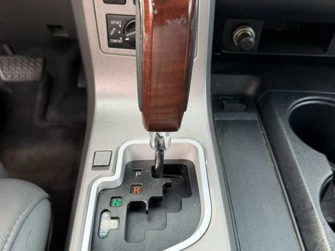 Used 2013 Toyota Sequoia Platinum RWD image 35