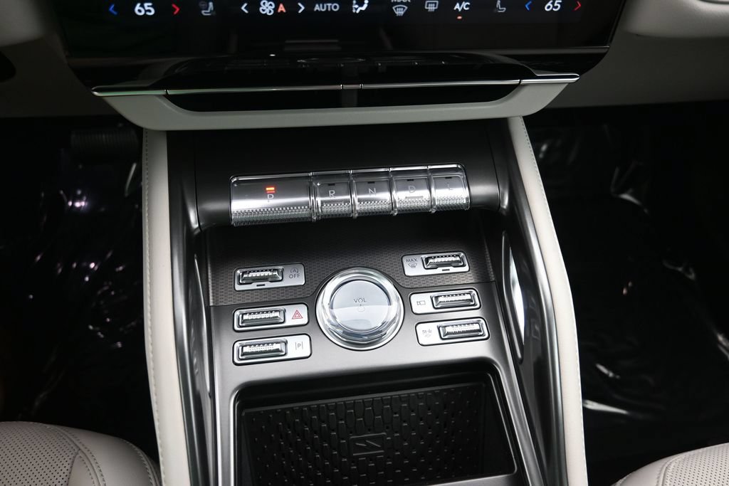 New 2026 Lincoln Nautilus Premier w/ Equipment Group 102A AWD/4WD image 19