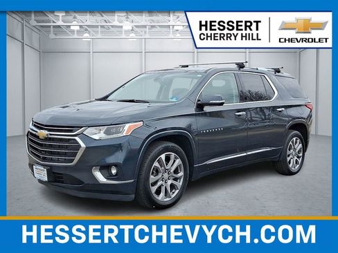 Certified 2021 Chevrolet Traverse Premier image 1