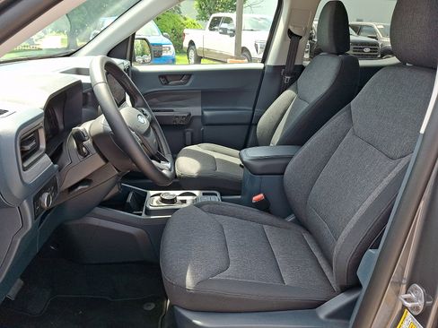 Used 2025 Ford Maverick XLT w/ XLT Luxury Package AWD/4WD image 16