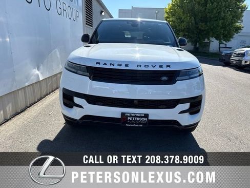 Used 2025 Land Rover Range Rover Sport SE AWD/4WD image 9