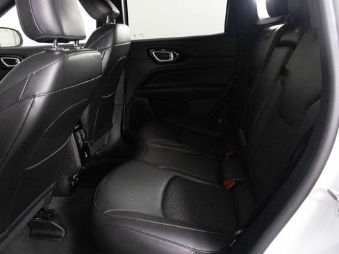 Used 2022 Jeep Compass Altitude w/ Convenience Group image 36