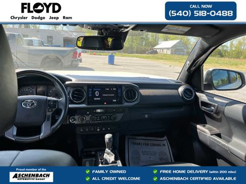 Used 2019 Toyota Tacoma TRD Off-Road image 25