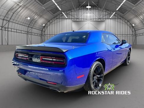 Used 2018 Dodge Challenger SXT w/ Blacktop Package RWD image 2