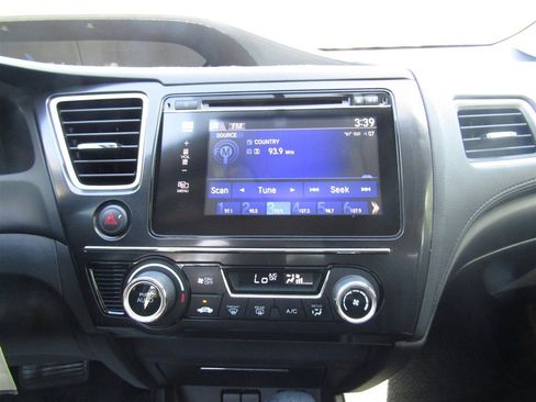 Used 2015 Honda Civic SE image 26