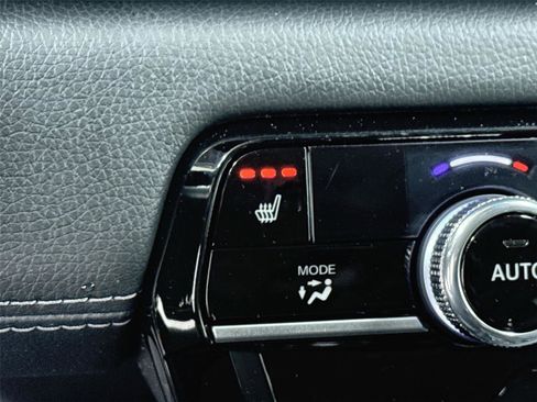 New 2026 Honda Pilot Touring image 15