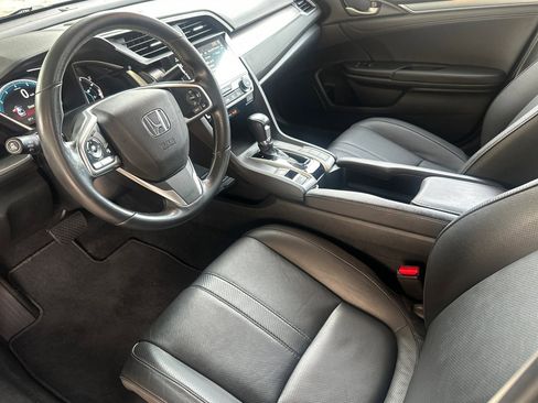 Used 2017 Honda Civic Touring image 11