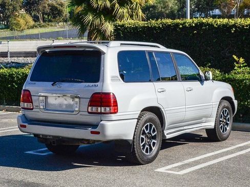 Used 2006 Lexus LX 470 image 3