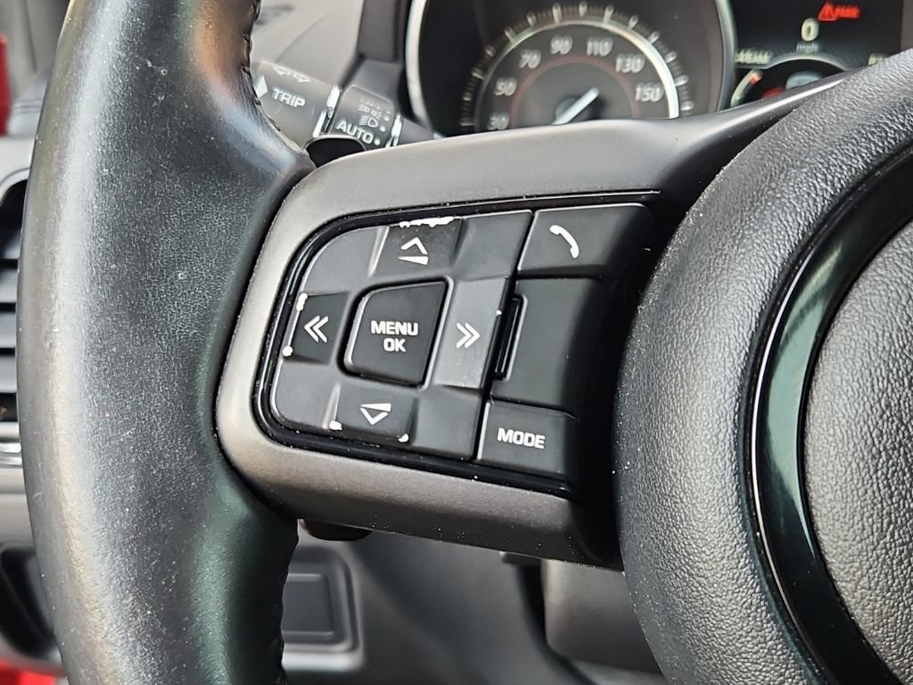 Used 2017 Jaguar F-TYPE Coupe RWD image 11