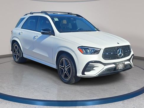 Used 2025 Mercedes-Benz GLE 450 4MATIC image 4