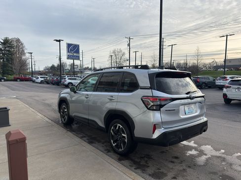 Used 2026 Subaru Forester Limited image 5