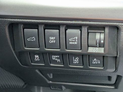 Used 2016 Subaru Outback 2.5i Limited image 26